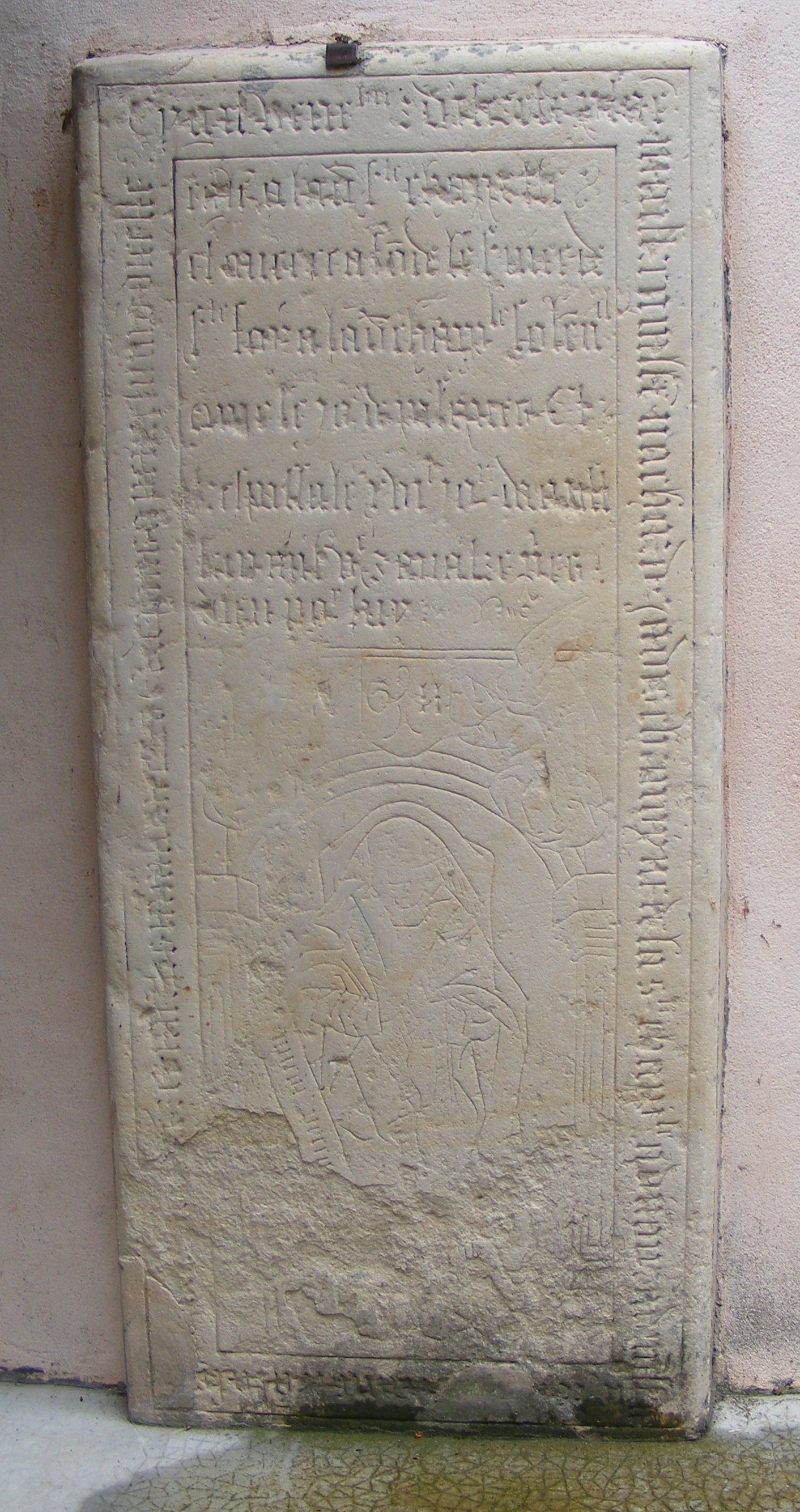 Pierre tombale